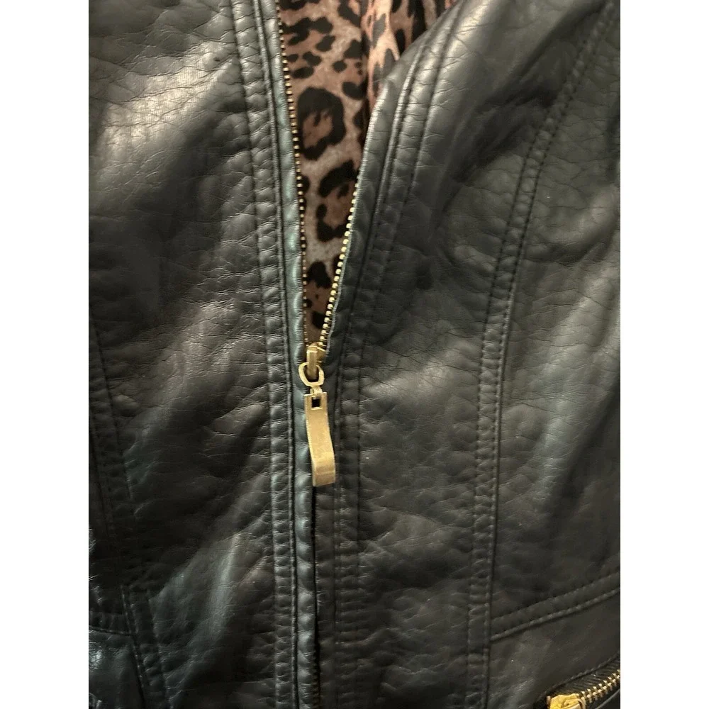 Charlotte Russe Faux‎ Leather Jacket Size Medium Leopard print inside